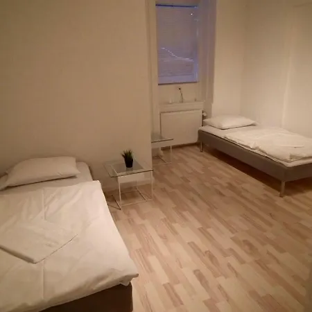 Apartment Central Lejlighed I Stueplan Til 6 Gaester Copenhagen